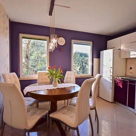 Relaxing House With Spacious Garden Holiday home *