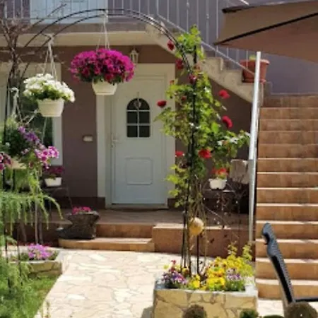 Relaxing House With Spacious Garden * Medulin